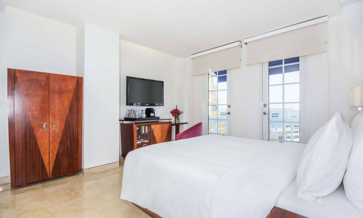 Cartagena Walled City Hotel | NH Cartagena Urban Royal