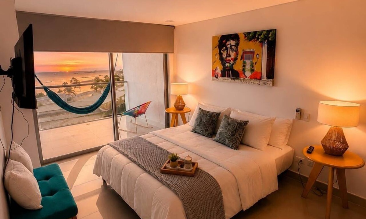 Crespo Condo | Ocean View - Infinity Pool - WiFi - Jacuzzi
