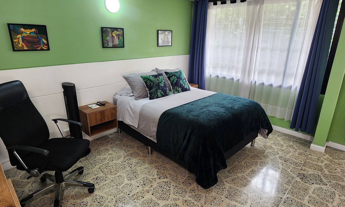 Laureles Apartment | Our largest apartment in Laureles, Medellín – ideal for longer stays