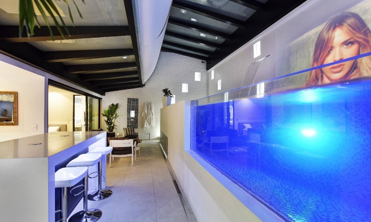 Zona Rosa Apartment | Parque Lleras 5-bdrm Pool Jacuzzi Fast WiFi AC Best Area