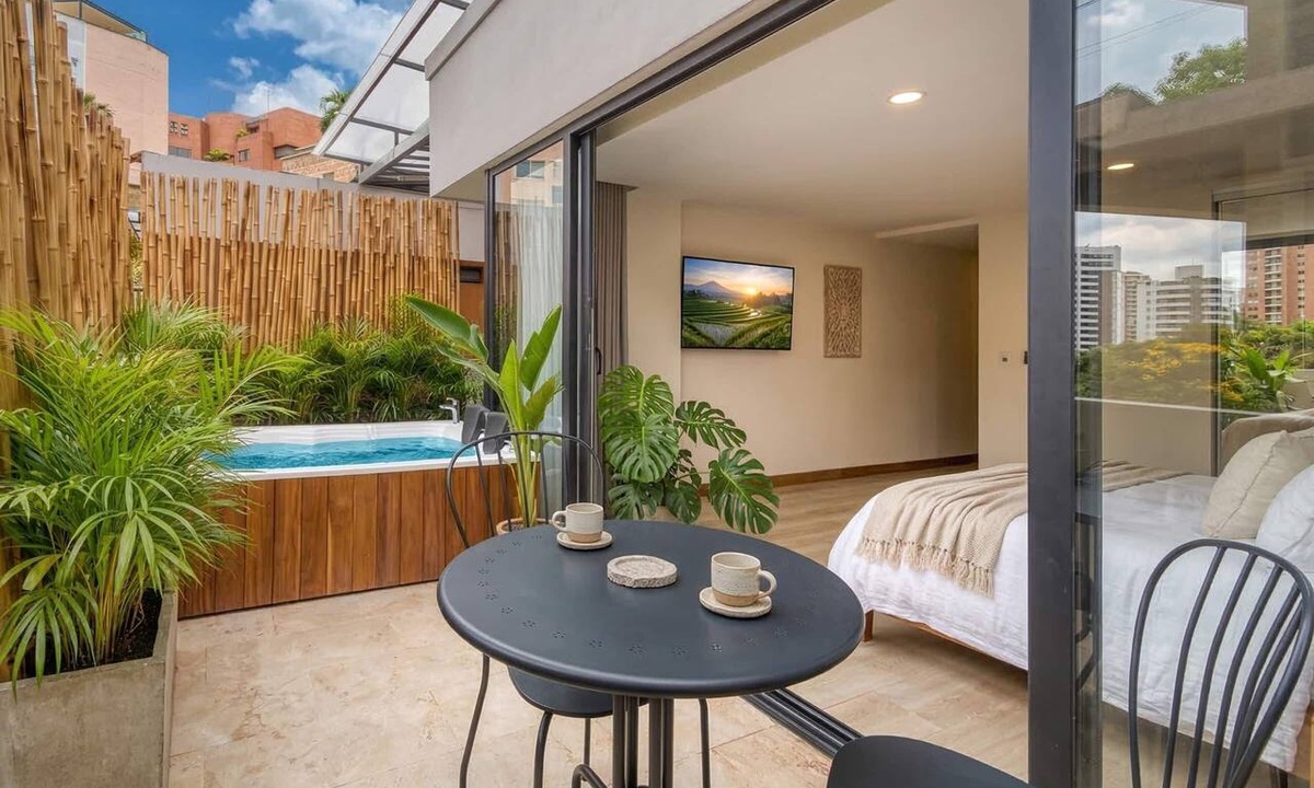 Cali Apartment | Passiflora luxury suite