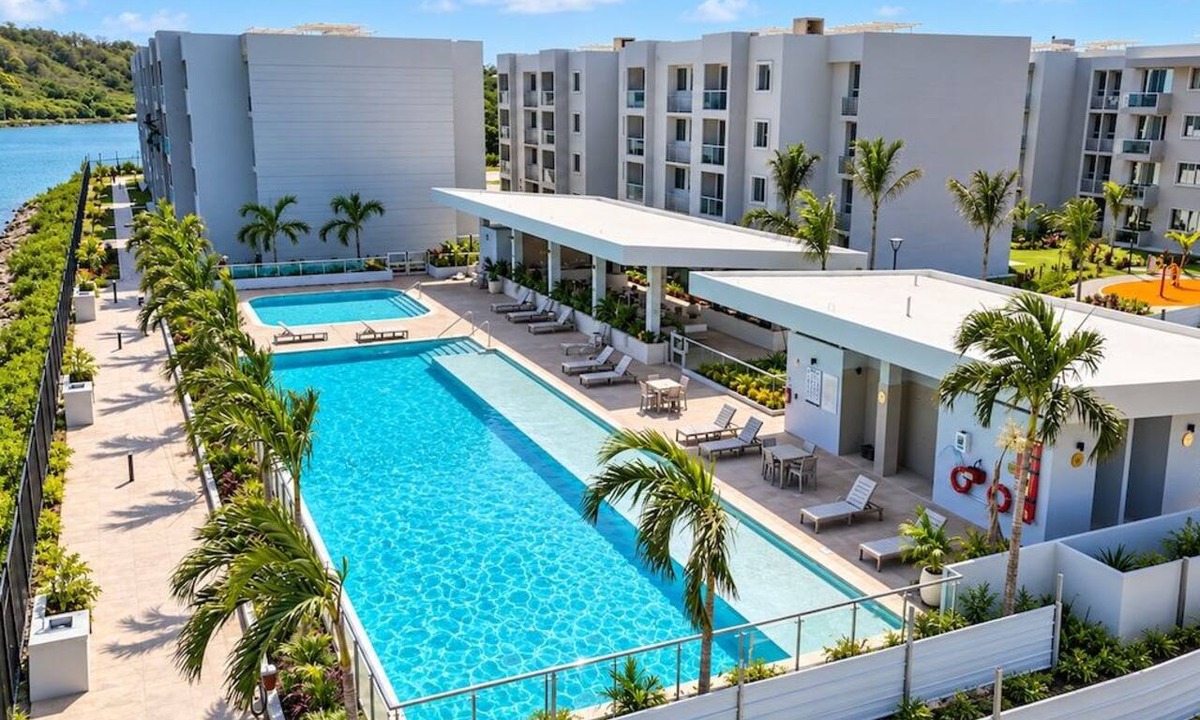 Zona Norte Apartment | Pool, beach & lake view in Cartagena