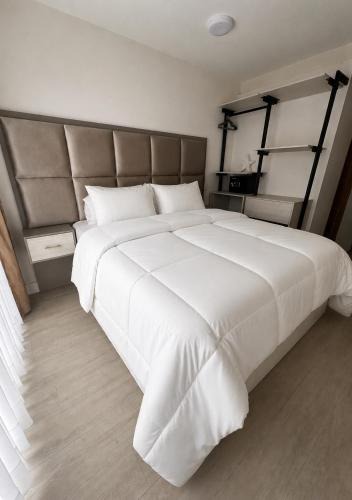 Chico Apartment | Premium 1 Bedroom Stay Near Parque 93