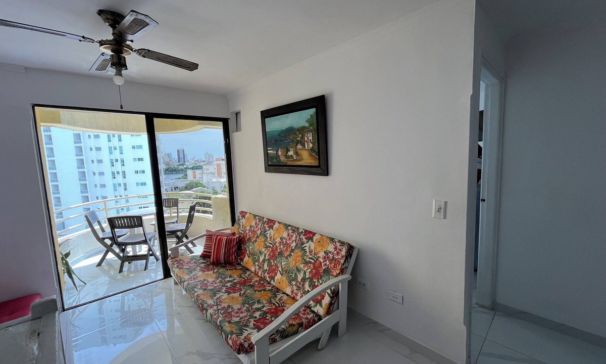 Cartagena Walled City Apartment | Sea view and historical center (with swimming pool and in front of the beach in Marbella)