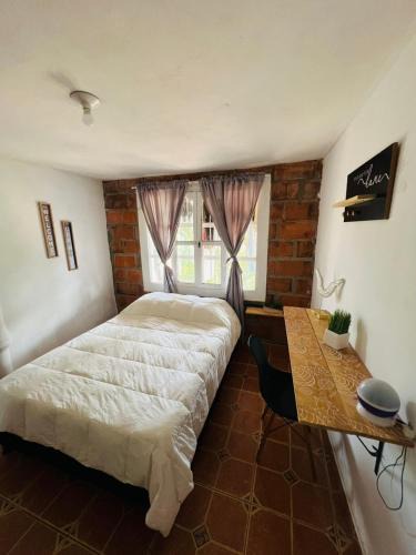 Medellin Bed & Breakfast | SELENE Hostal - Café