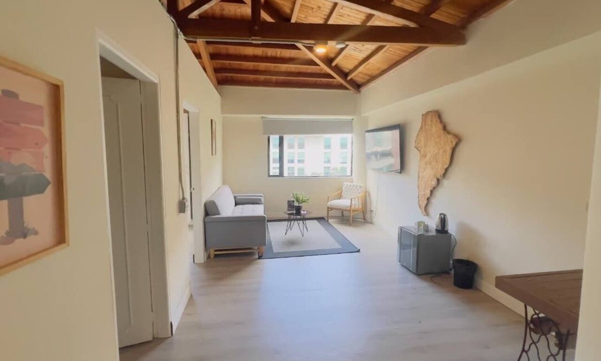 Las Lomas I Hostel | Socialtel Provenza Medellin