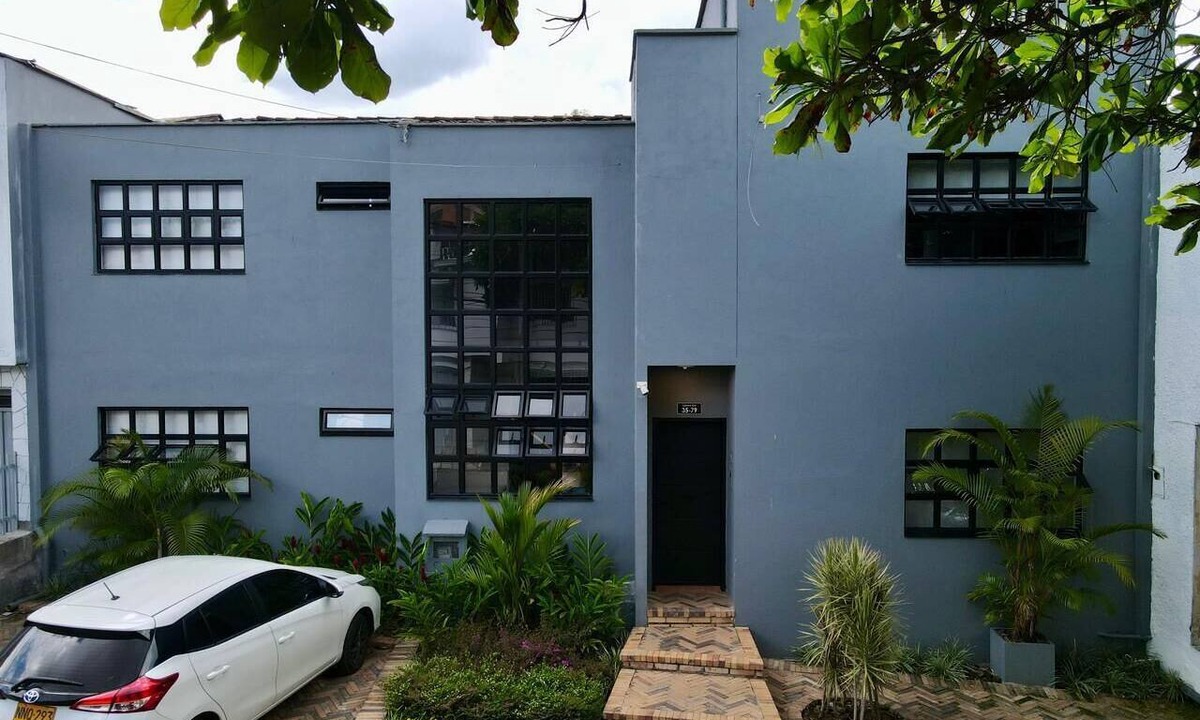 La America Apartment | Studio near Viva Laureles, A/C, Wi-Fi