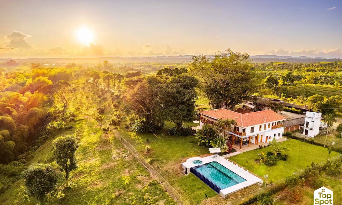 La Tebaida House | TopSpot® in Quindío: The Coffee Region Heart