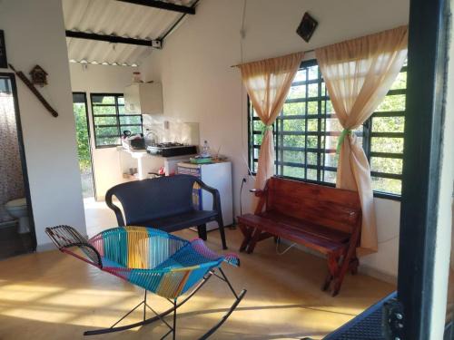 Puerto Caldas House | Tu Refugio Natural