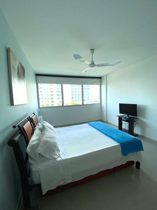 La Boquilla Apartment | Two-Bedroom Apartment facing the sea