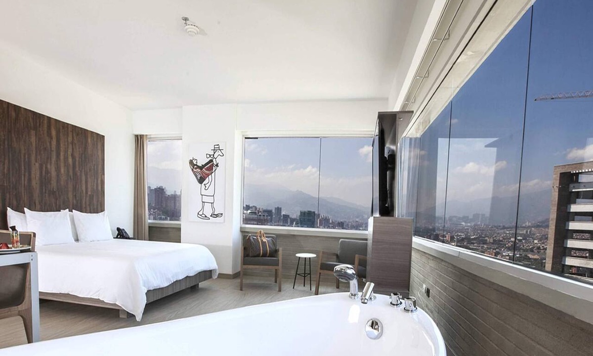 Castropol Hotel | V Grand Hotel, a member of Radisson Individuals