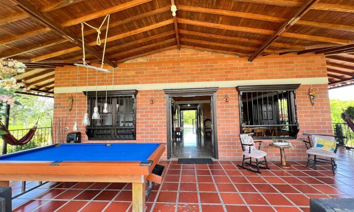 Montenegro House | Vacation property with a pool and green spaces. Near "Coffee Park"