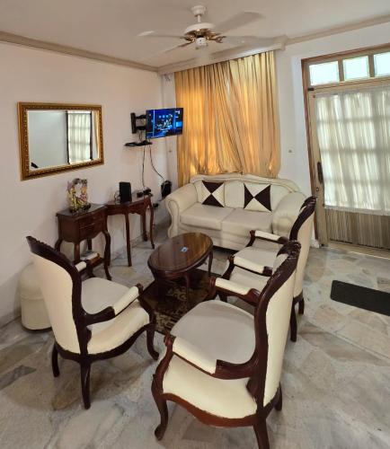 Girardot House | Villa Ceci - Piscina Privada 24 horas