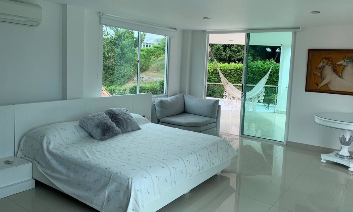 Girardot Villa | Villa Loma Linda