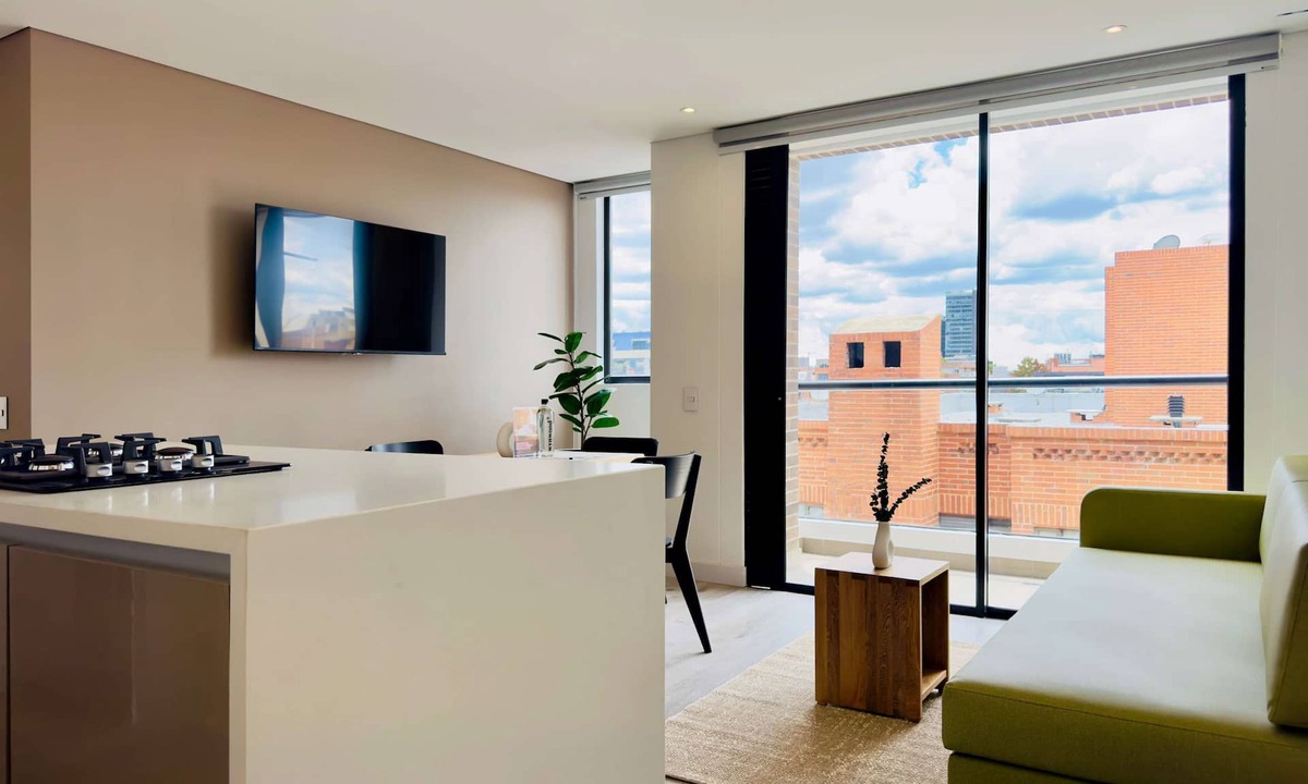 San Patricio Apartment | w Cozy 2BR w Balcony in Santa Barbara