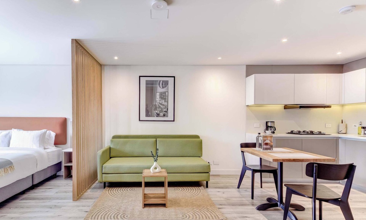 San Patricio Apartment | w* | Perfect Loft in Santa Barbara w/Balcony