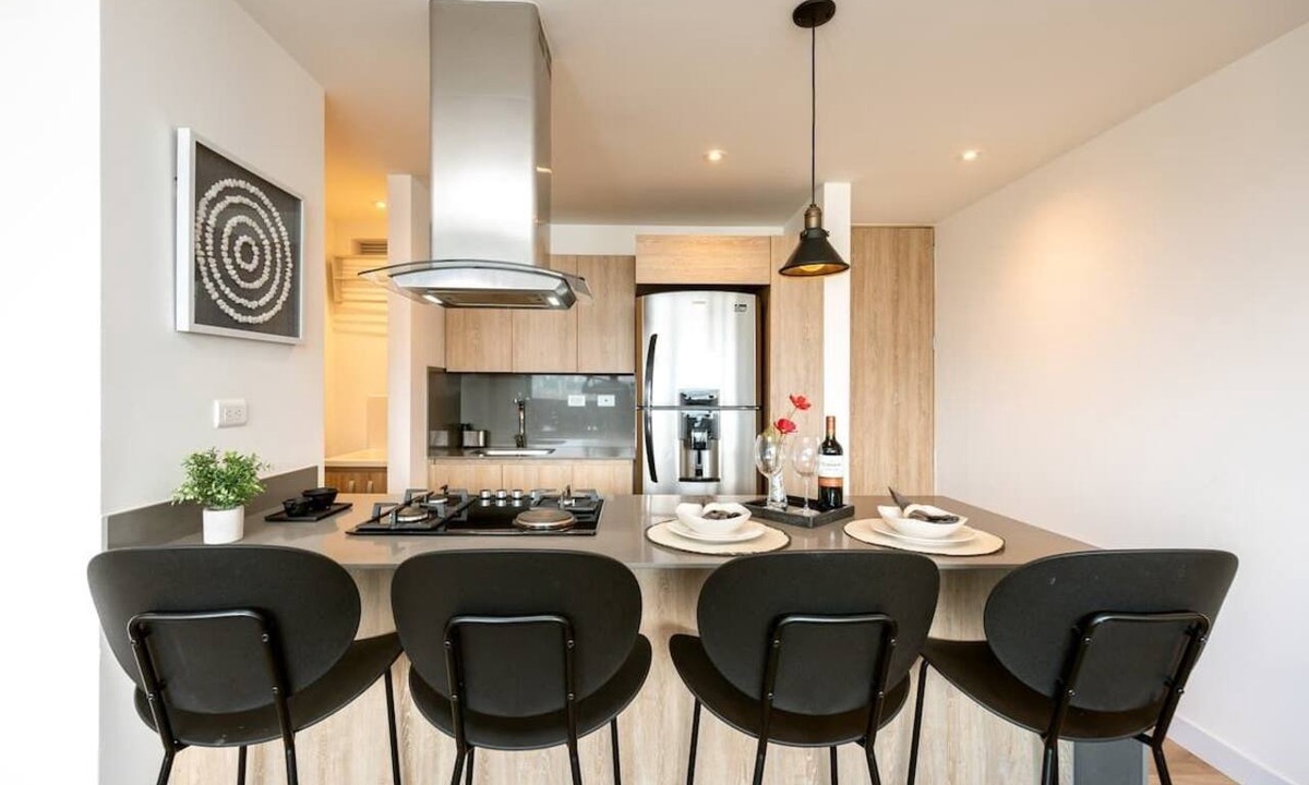 La Aguacatala Apartment | Welcome to Go Living Suites - Your Medellin Retreat
