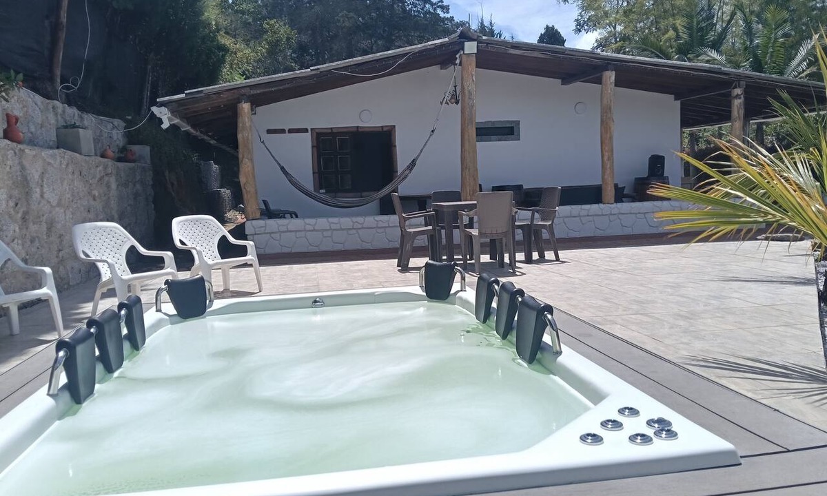El Penol House | Welcoming 3-bedroom house in Guatape perfect for your getaway