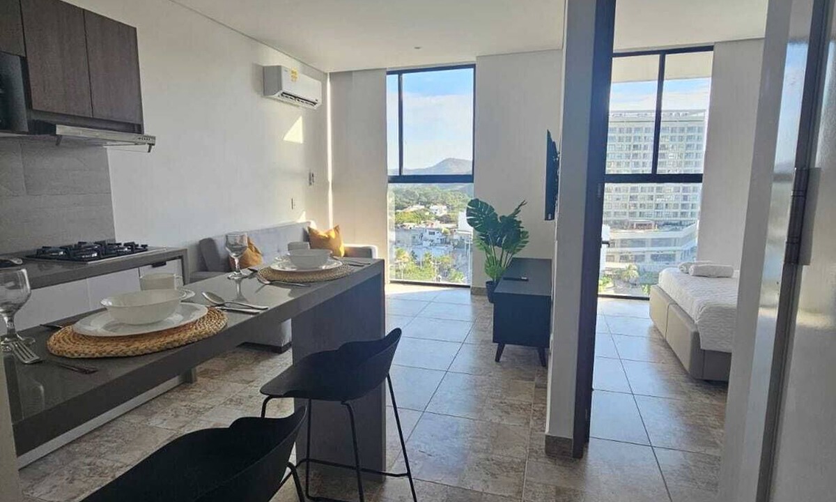 Historic Center Apartment | Wonderful 1-bedroom apartment with AC in vibrant Santa Marta