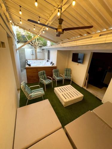 Crespo House | Wonderful trinity beach house in crespo.