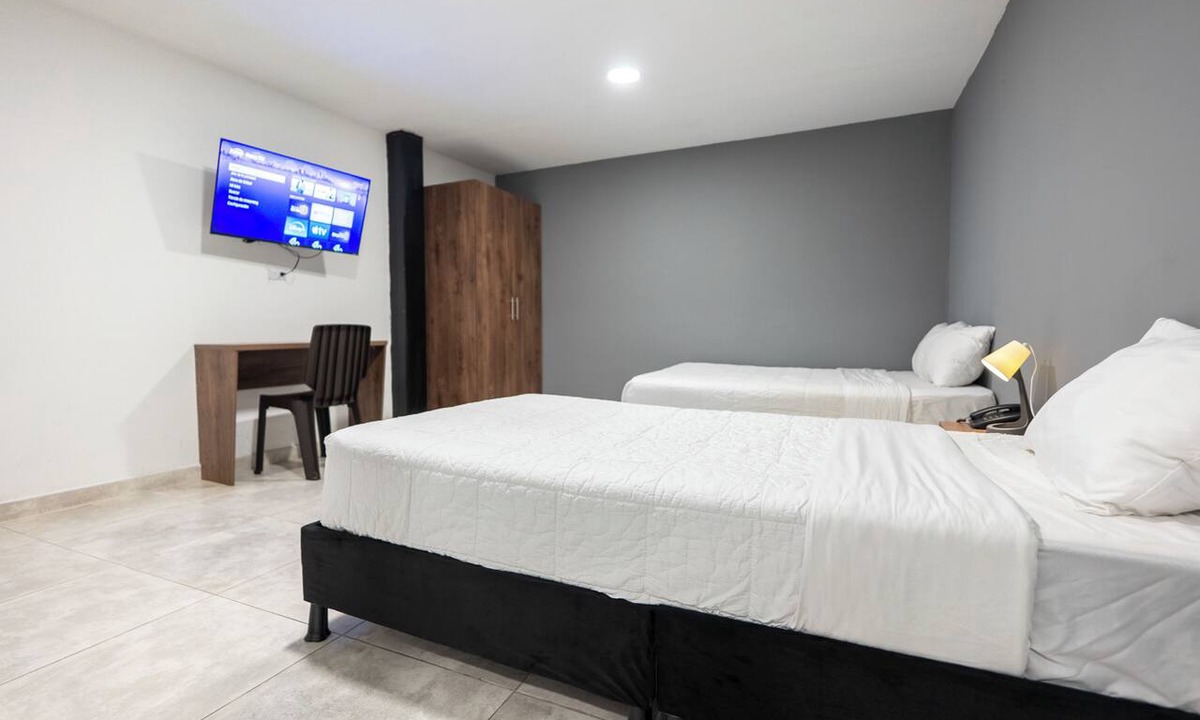 Barrios Unidos Hotel | XLiving Host & Rooms