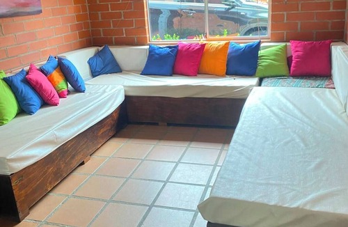 Santa Fe de Antioquia Ski Chalet | 10 people Chalet in Santa Fe de Antioquia for Relaxation and Rest family time