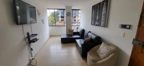 Laureles - Estadio Apartment | 1023 Los Colores Estadio apartamento - Parqueadero - Zona Wifi - Coworking - Área exclusiva de la ciudad