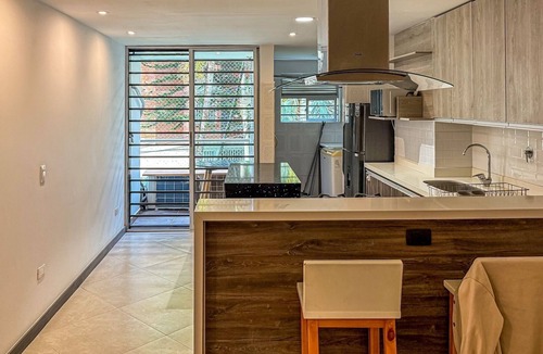 Laureles - Estadio Apartment | 2 Bedroom Apartment in the Heart of Medellín | A/C and Balcony