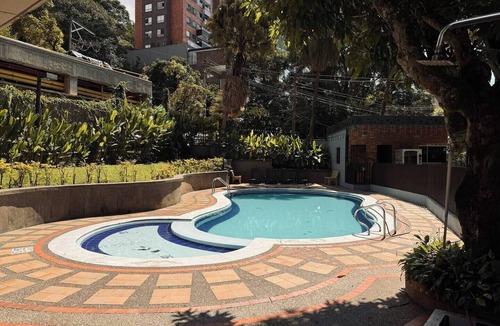 Castropol Apartment | 2-bedroom apartment in beautiful El Poblado Medellín with AC