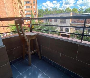 Suramericana Apartment | 22 APARTAMTO 3 HABTAC 150 mts con BALCON LAURELES ESTADIO