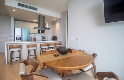 Porto Nao Apartment | 2BR family escape with pool & BBQ