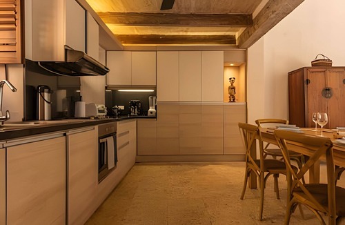 Centro House | 3 Bedroom House in the Walled City with Pool