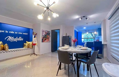 La Florida Apartment | 4-bedroom Poblado Provenza in vibrant Medellín