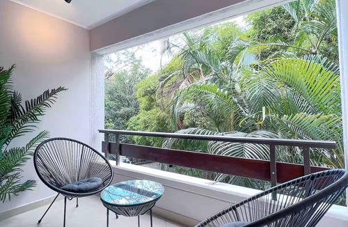 La Florida Apartment | 4-bedroom Poblado Provenza in vibrant Medellín