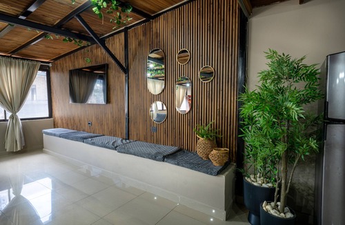 Zona Rosa Apartment | 6 Bedroom Penthouse with Arcade Machine
