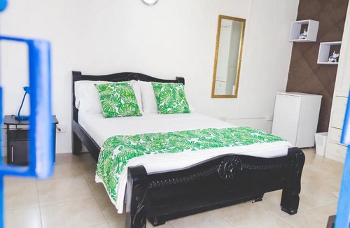 Cartagena Walled City House | 8CPT-1 CASA TIPO REPUBLICANA DE 8 HABITACIONES Y PISCINA EN GETSEMANI