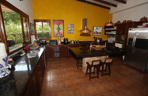Montenegro Cottage | A spectacular country house in the heart of the coffee-growing region.