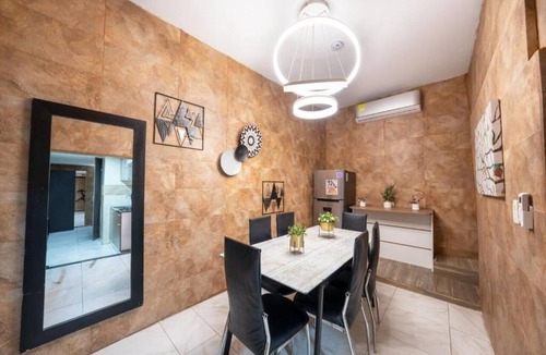 La Florida Apartment | All-Inclusive Medellín Stay 5BR in Poblado