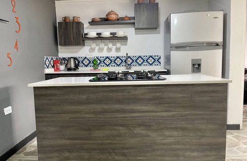 Laureles - Estadio Apartment | Amplio Apartamento en Plena Zona Rosa la 70