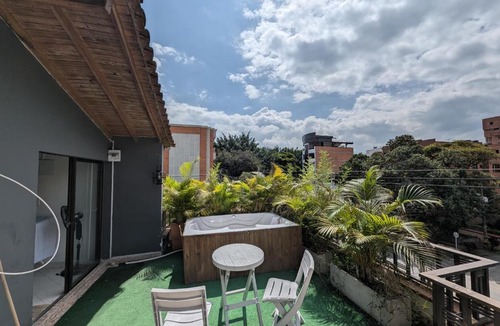 La Castellana Apartment | Amplio Apto con Jacuzzy Terraza 2B 4hab Laureles