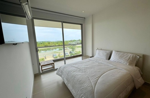 Zona Norte Apartment | Amplio y Confortante Baia Kristal