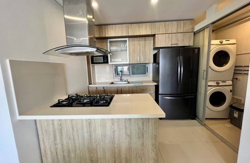 Alto Prado Apartment | An elegant, comfortable apartment in an excellent location. Cafes and Restaurants.