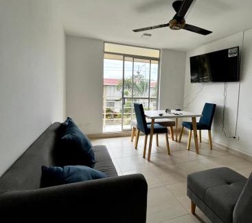 Apartado Apartment | Apartamento Amoblado 3 Habitaciones