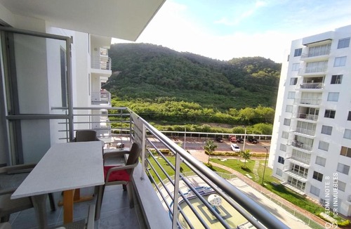 Girardot Apartment | Apartamento Aqualina Orange Séptimo Piso Vista a Piscina