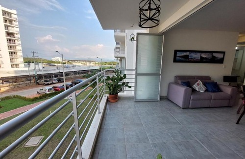 Girardot Apartment | Apartamento Aqualina Orange Tercer Piso Vista a Montañas Con Aire Acondicionado