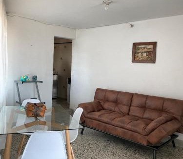 Medellin Apartment | Apartamento cómodo en Medellín