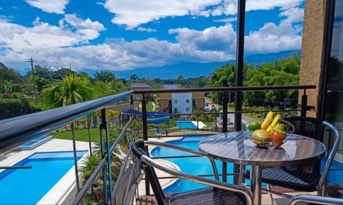 La Tebaida Apartment | Apartamento Eje Cafetero - hermosa vista a piscinas