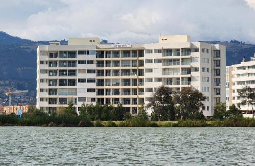 Paipa Apartment | Apartamento en Paipa frente al lago