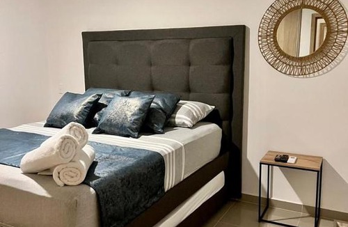 Marbella Apartment | Apartamento Marbella Tres Alcobas, Cartagena, Edificio Montú