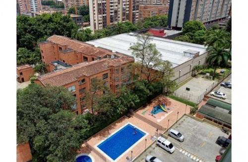 Laureles - Estadio Apartment | Apartamento MEDELLIN